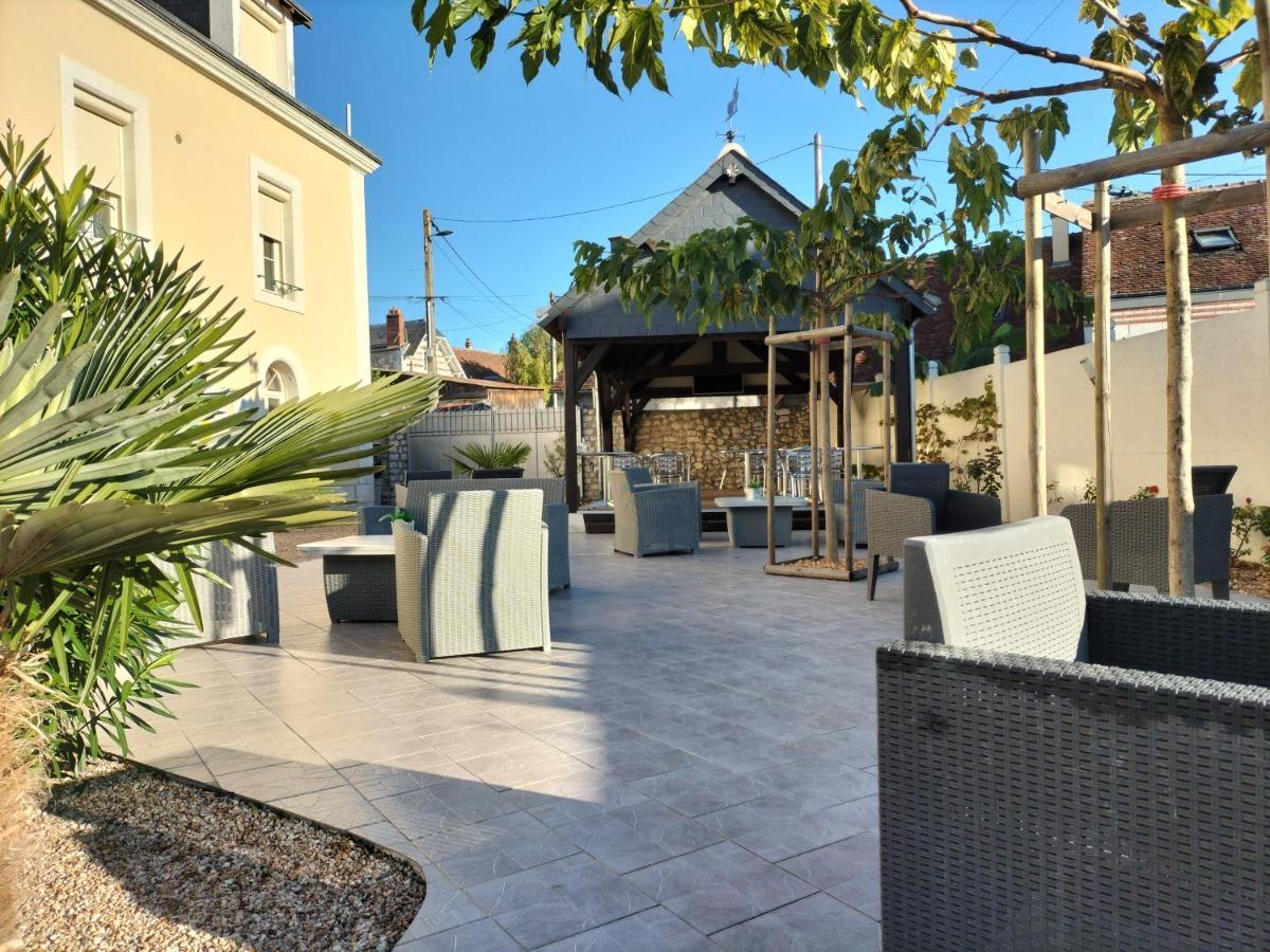 Hotel Restaurant Le Moulin De La Renne Adults Only Proche Zoo De Beauval Thesee Exterior photo