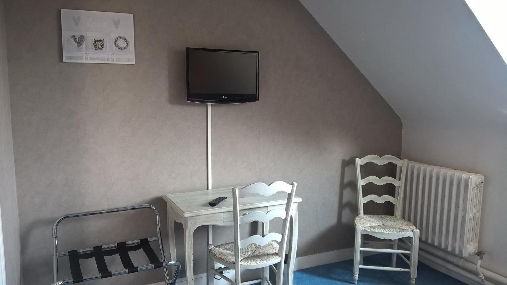 Hotel Restaurant Le Moulin De La Renne Adults Only Proche Zoo De Beauval Thesee Exterior photo