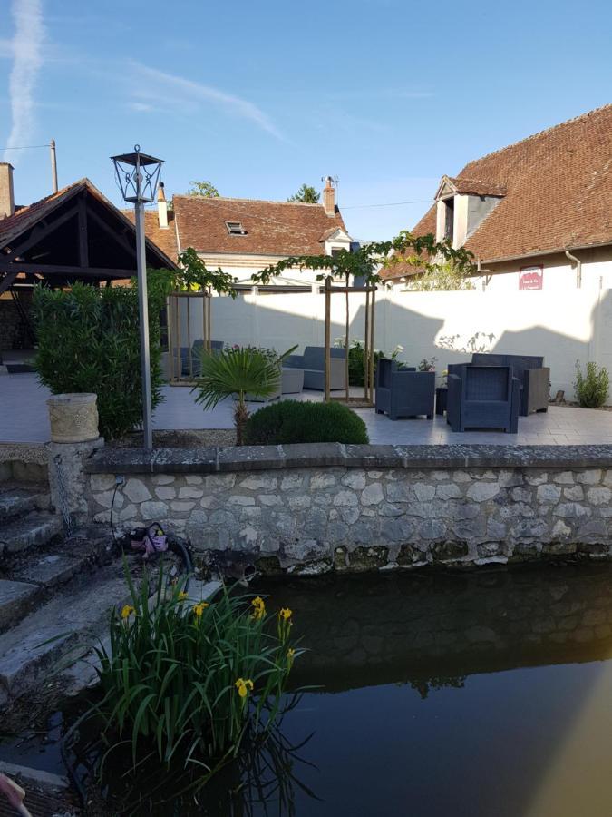 Hotel Restaurant Le Moulin De La Renne Adults Only Proche Zoo De Beauval Thesee Exterior photo