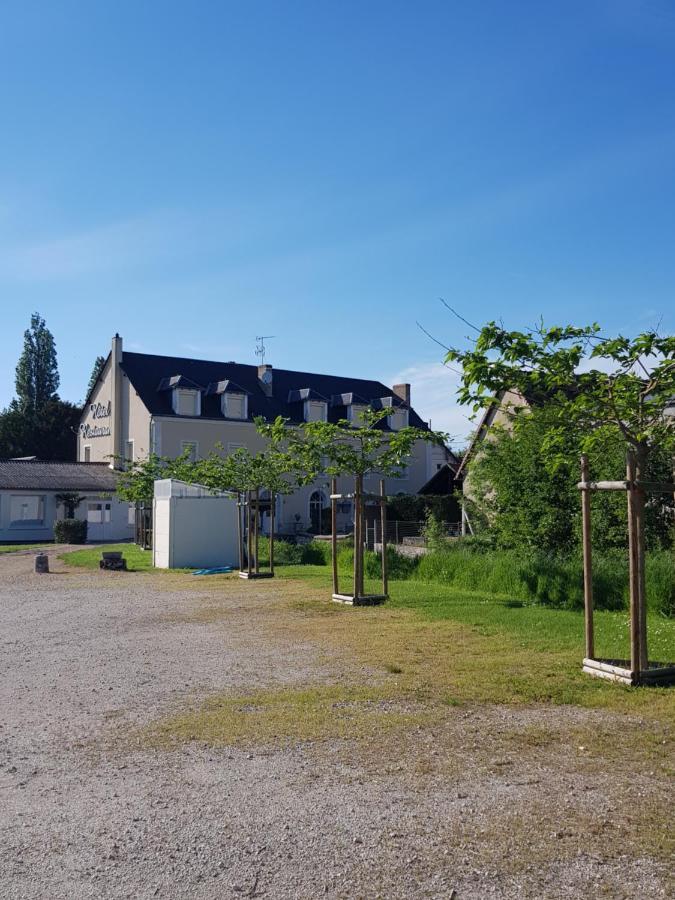 Hotel Restaurant Le Moulin De La Renne Adults Only Proche Zoo De Beauval Thesee Exterior photo